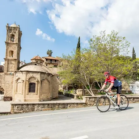 Διαμέρισμα Adamos *